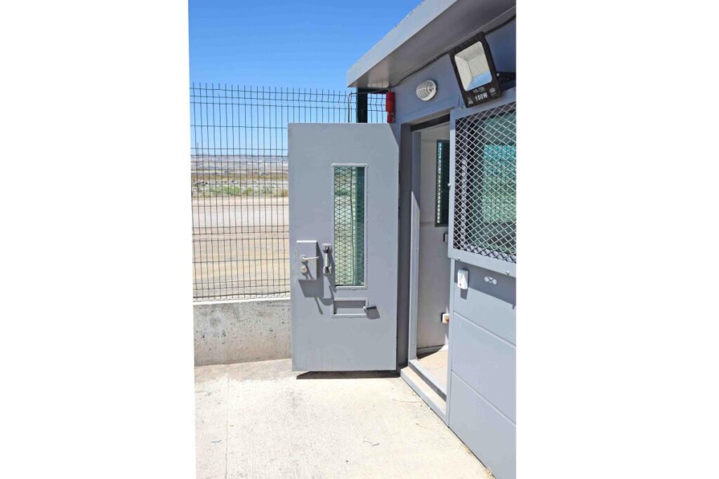 Zirhli-Guvenlik-Kabini-04-1024x683